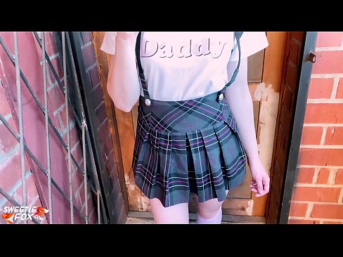 ❤️ Nxënëse thith karin e saj thellë dhe qihet në vend të klasave. ️❌ Video anale tek ne ❤